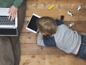 Digitaler Kinderschutz Praxistipps für Eltern um Kinder sicher durch die Online-Welt zu begleiten